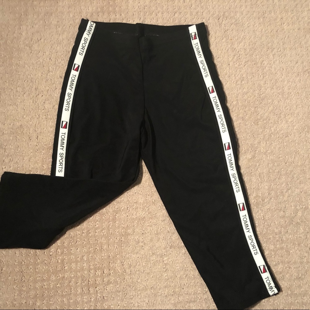 Tommy Sports Fitness Capri Pants, Black, XS